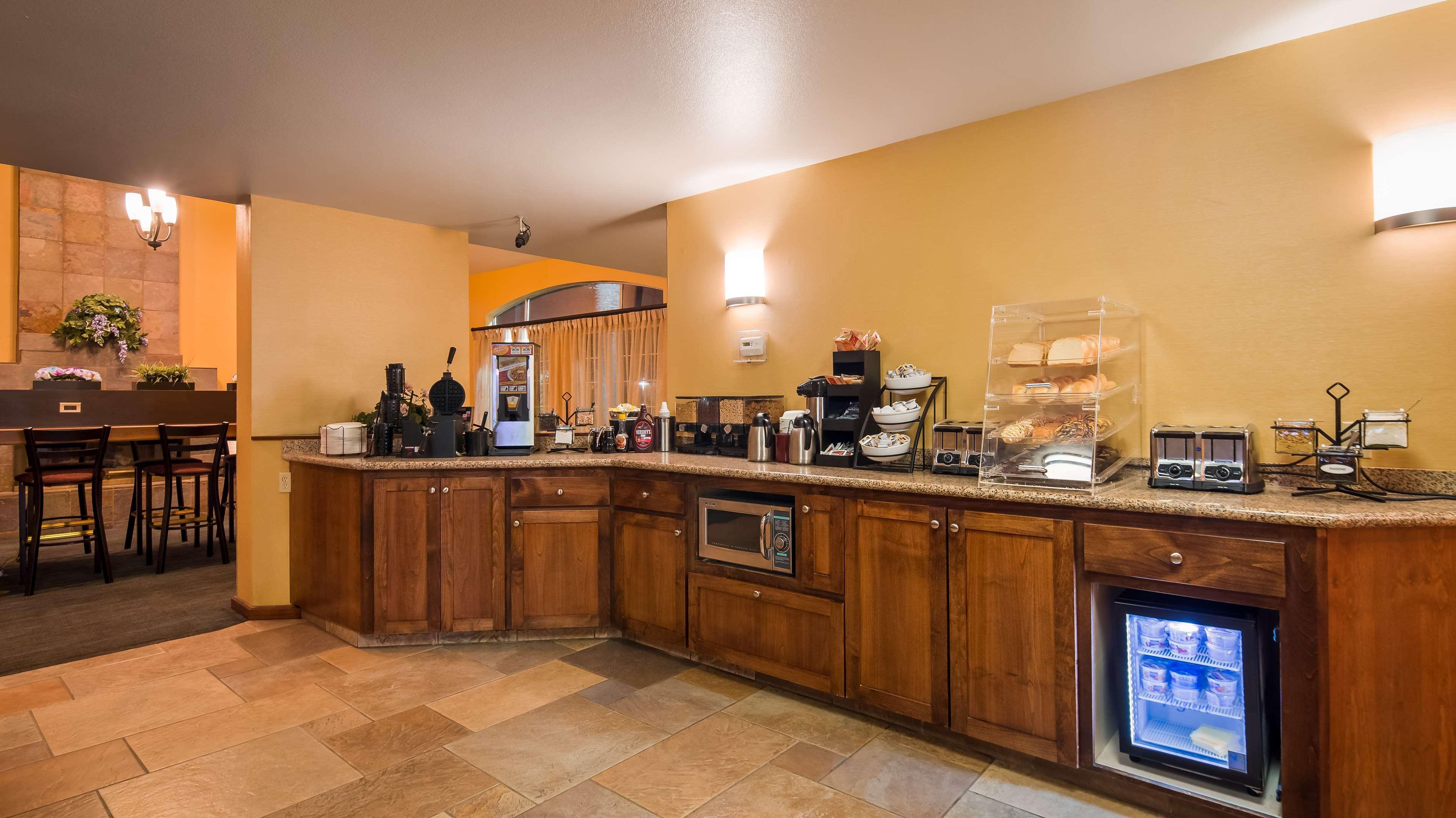 Best Western Palm Court Inn Modesto Eksteriør bilde