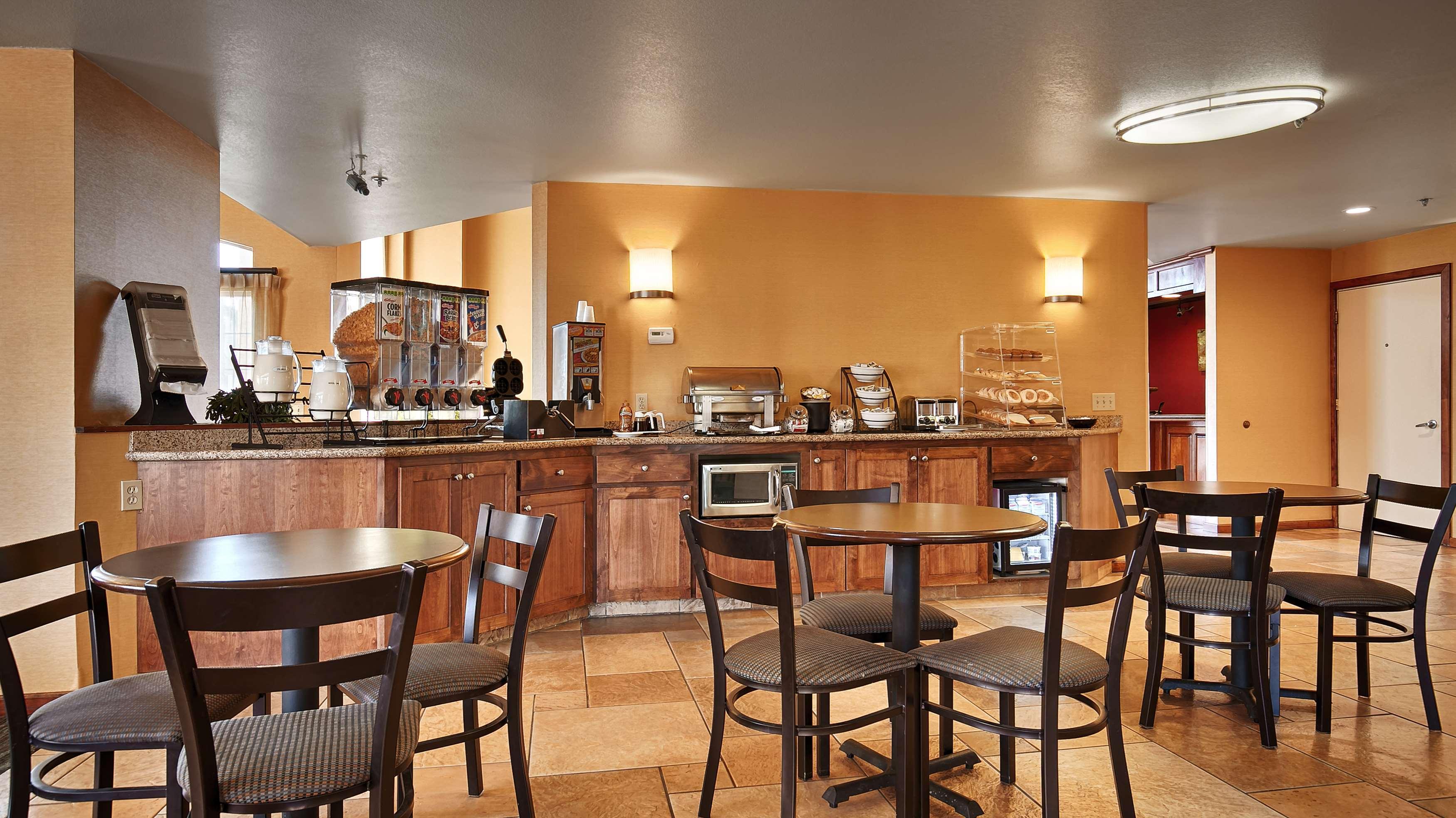 Best Western Palm Court Inn Modesto Eksteriør bilde