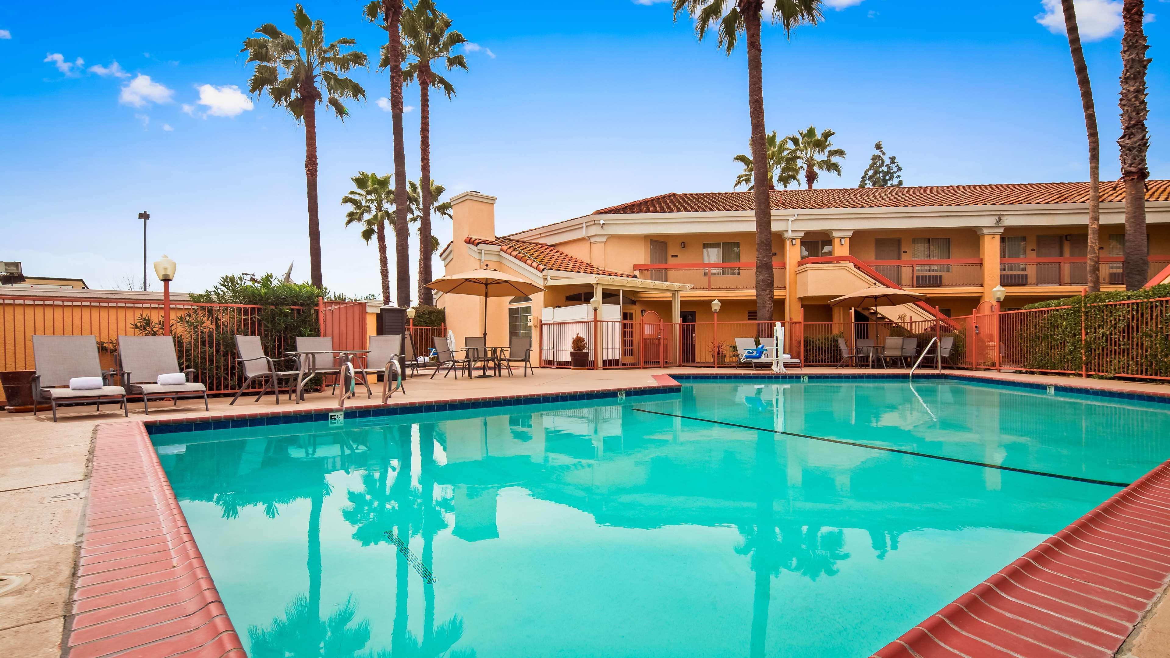 Best Western Palm Court Inn Modesto Eksteriør bilde